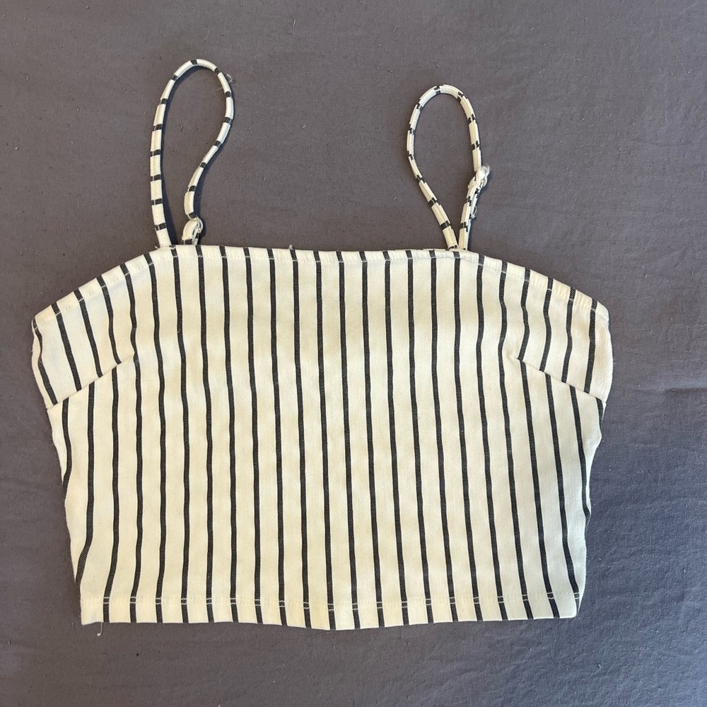 Striped cropped tank tok